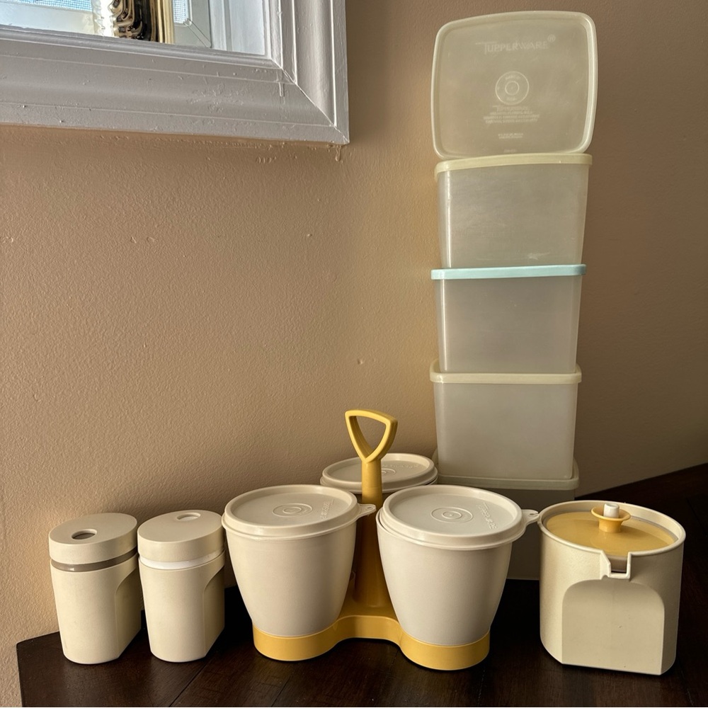Lot of Vintage‎ TUPPERWARE